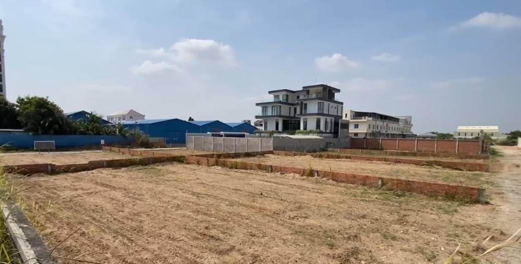 ที่ดิน สำหรับขาย ใน Preaek lieb, จเรยจังวา, พนมเปญ