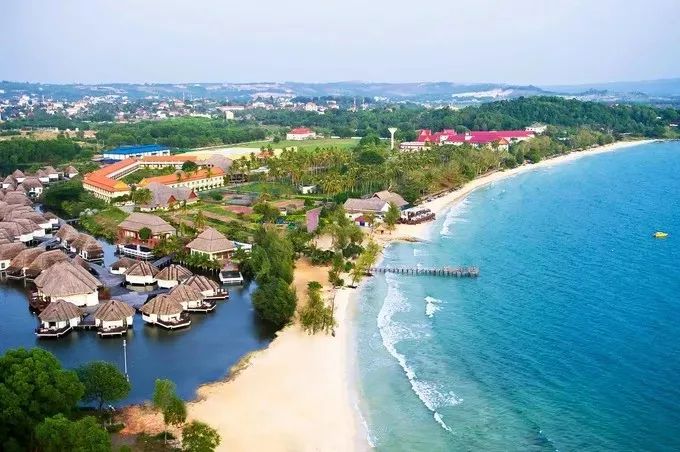 beach at sihanoukville