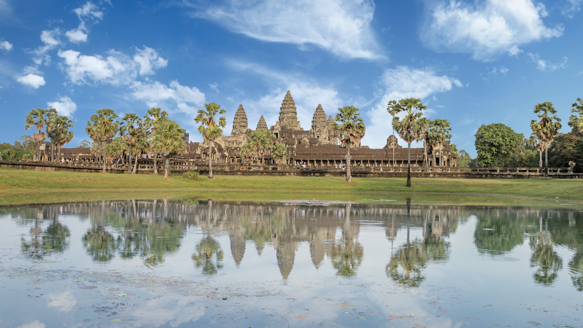 Angkor attracting tourism