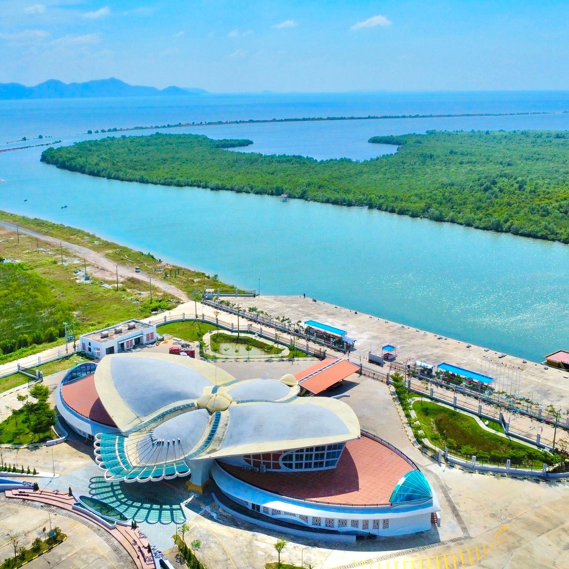 Kampot International Tourism Port