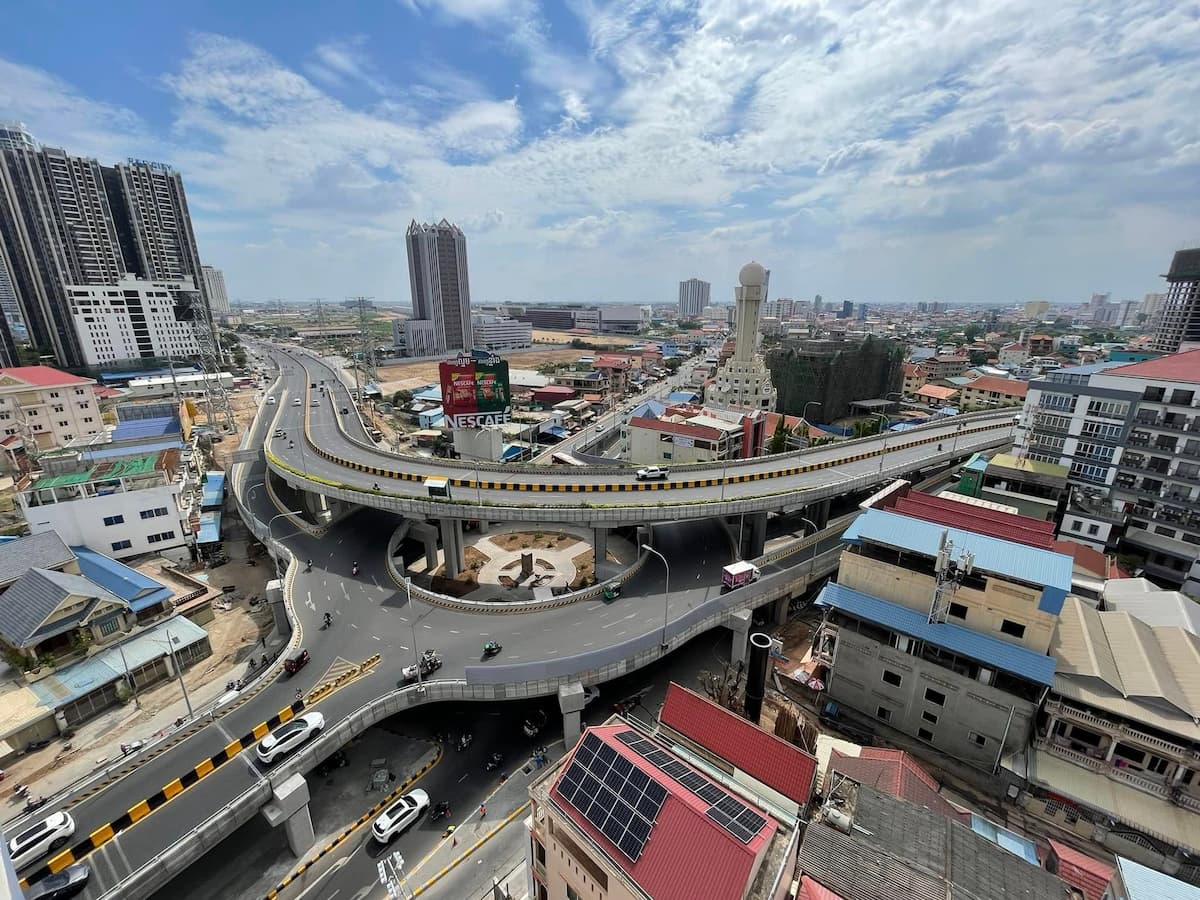 Morodok Techo Overpass