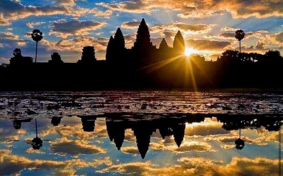 Angkor Wat - Credit (ASEAN Skyline)