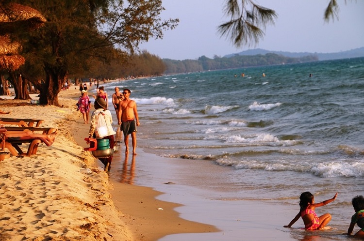 sihanoukvillebeachstock