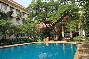 guide to pools in Phnom Penh