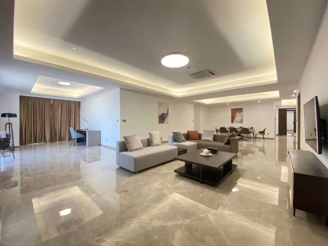 Sky Villa is open for lease, $2200/month to live in a million-dollar mansion in Phnom Penh