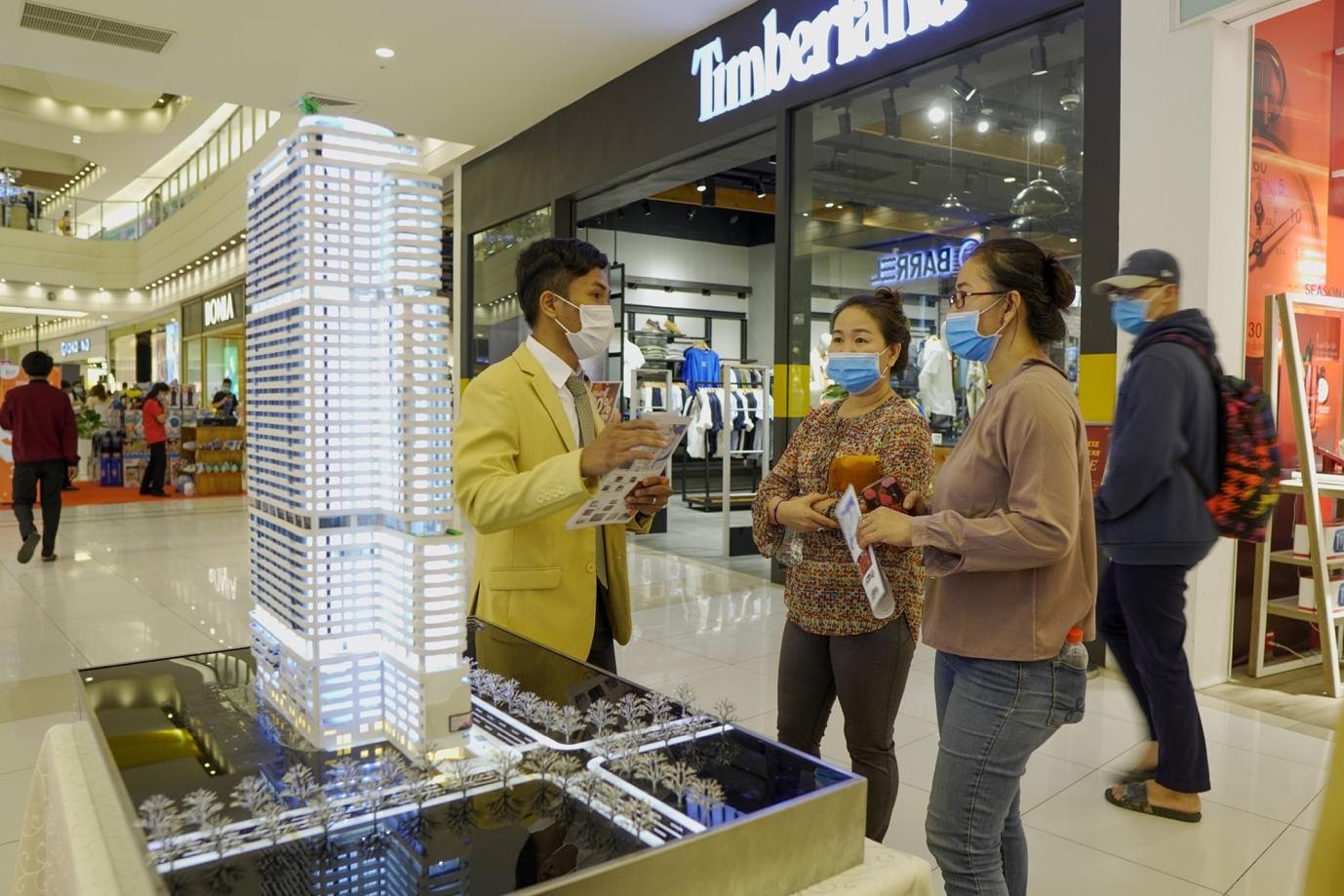 Le Condé BKK1 host first exclusive Property Exhibition in AEON I