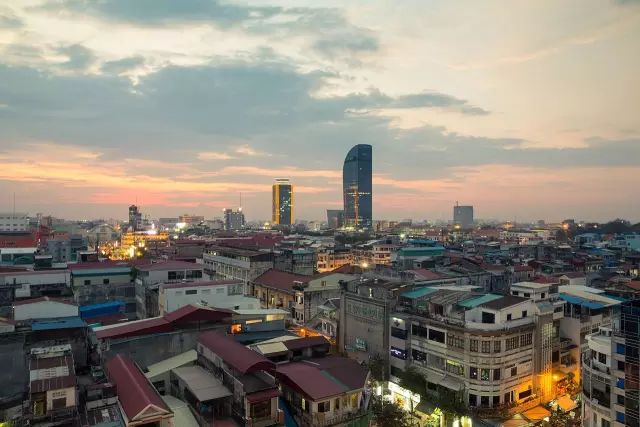 柬埔寨能和80、90年代的中国比吗？