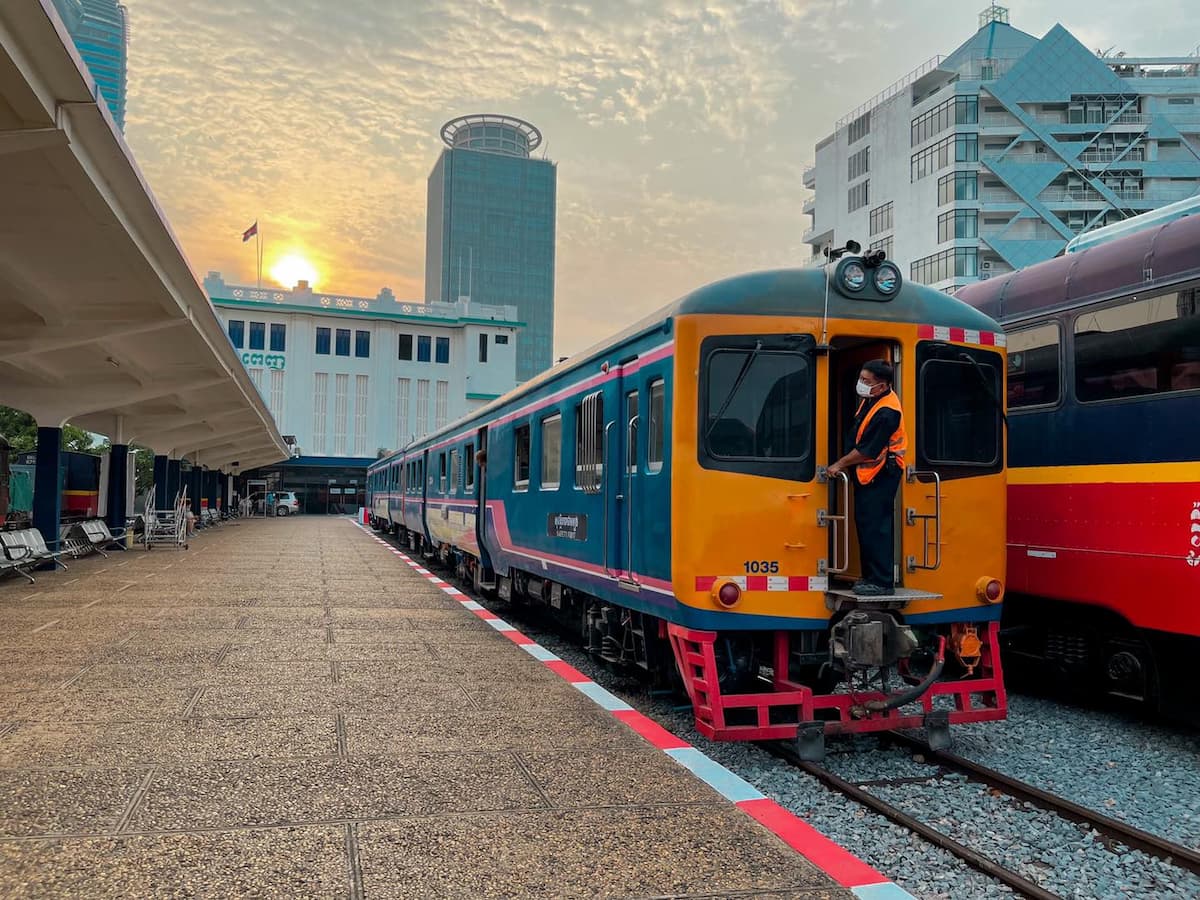 What Are the Benefits of a Phnom Penh with a Modern Rail Transit System?