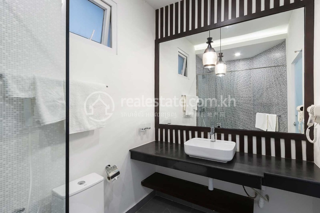 tao-riverside-residence-deluxe-studio-7-bathroom-2.jpg