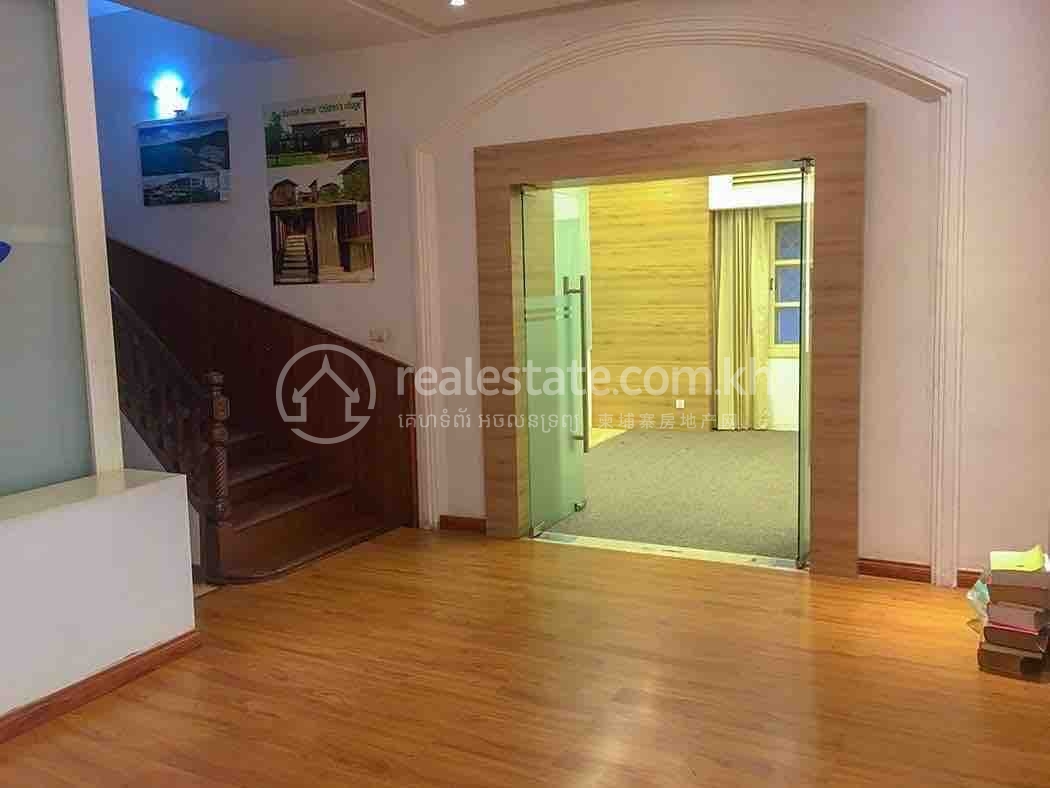 residential Villa for rent v Chey Chumneah ID 200691 7