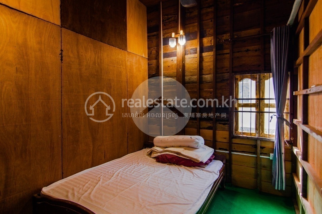 210719135065357f-12553-3-bedroom-wooden-house-for-sale-in-chreave16.jpg