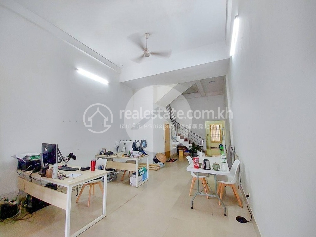 2111301312286919-13287-4-Bedroom-Flat-For-Sale-in-Kouk-Chak-Siem-Reap2.jpg