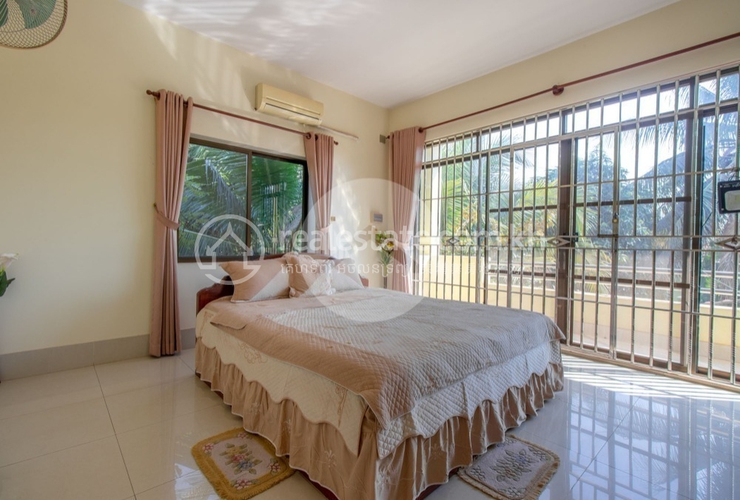 2202121023a494ae-13816-4-bedroom-villa-for-sale-in-svay-dangkum-bakheng-road-siem-reap7.jpg