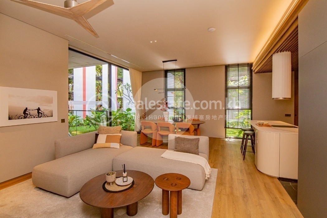2111021340efad56-3bed-condo-for-sale-udom-pp.jpg