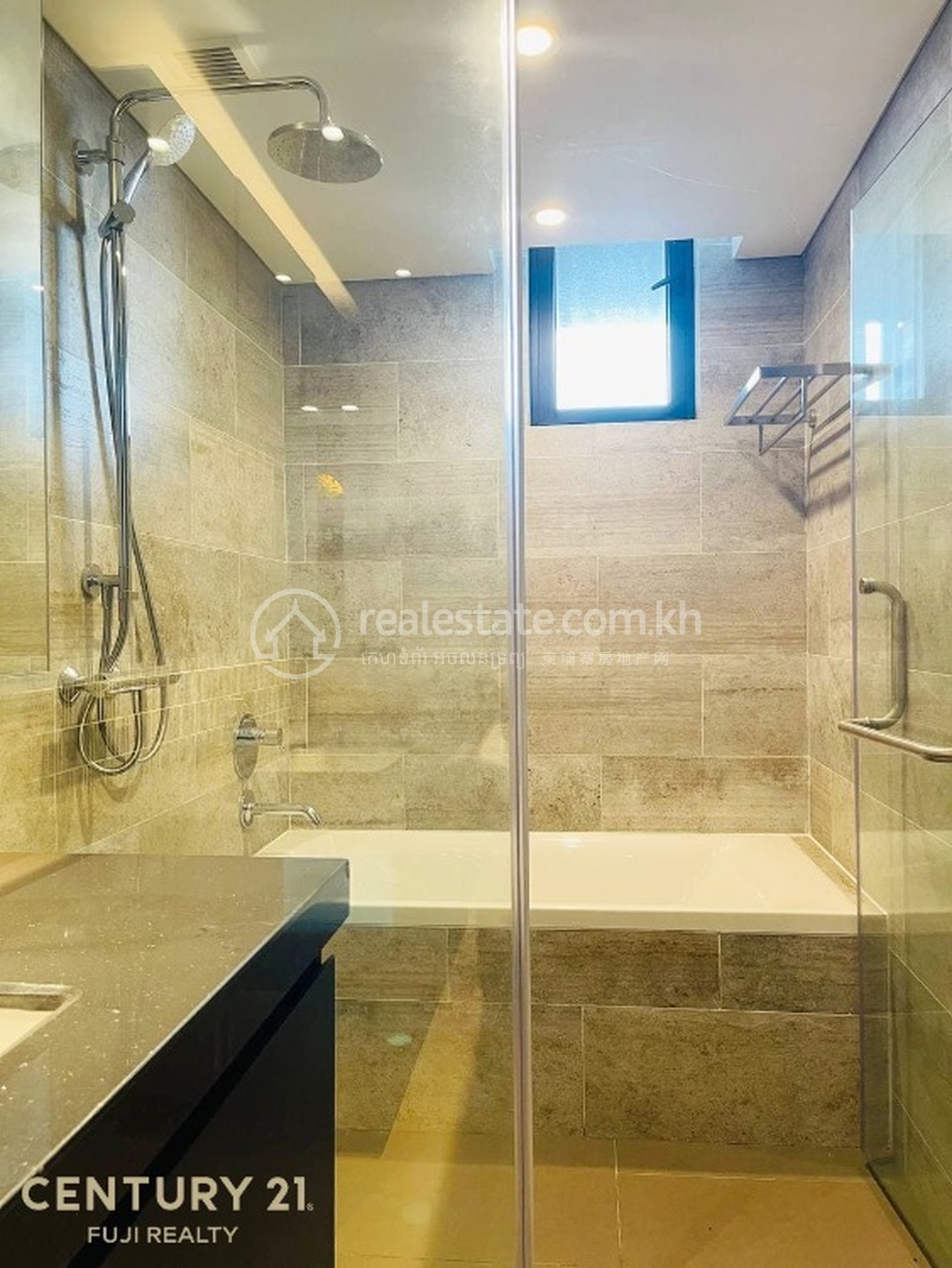 residential Condo for rent v Tonle Bassac ID 207967 8