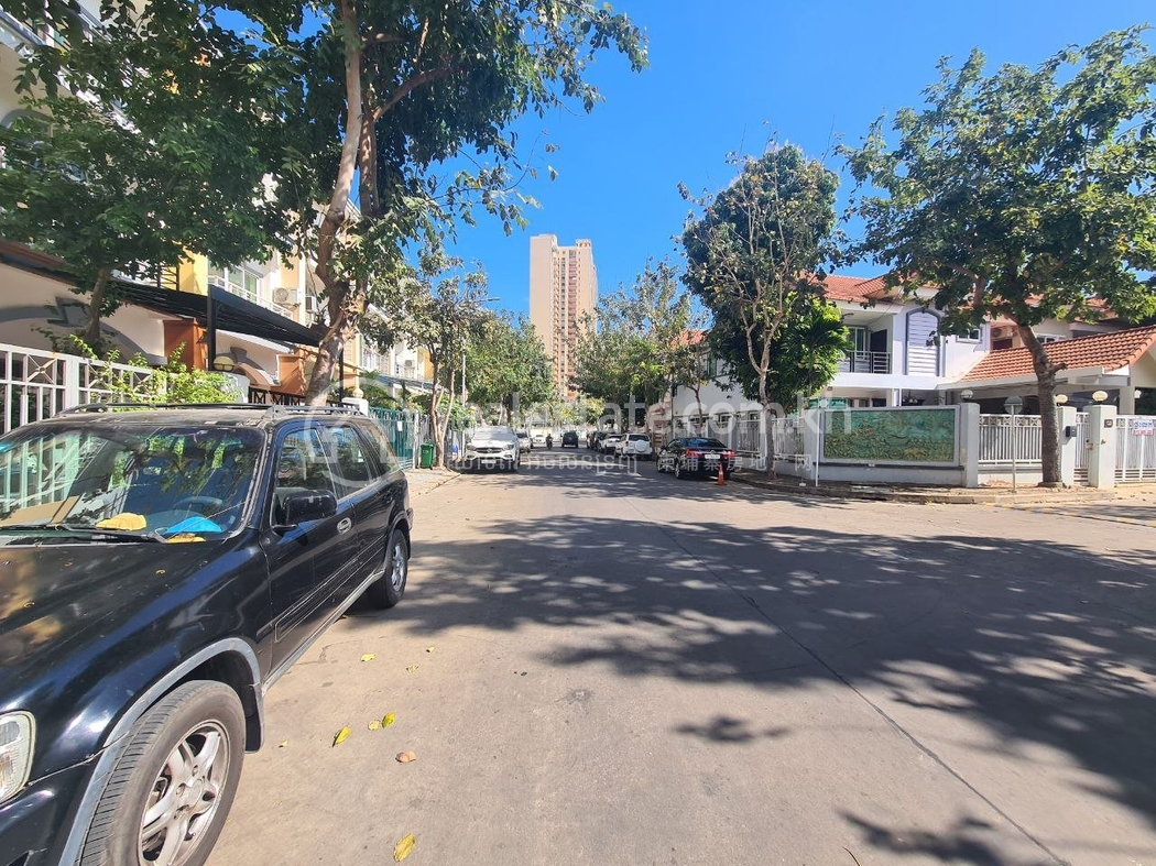 residential House for rent v Tonle Bassac ID 208660 15