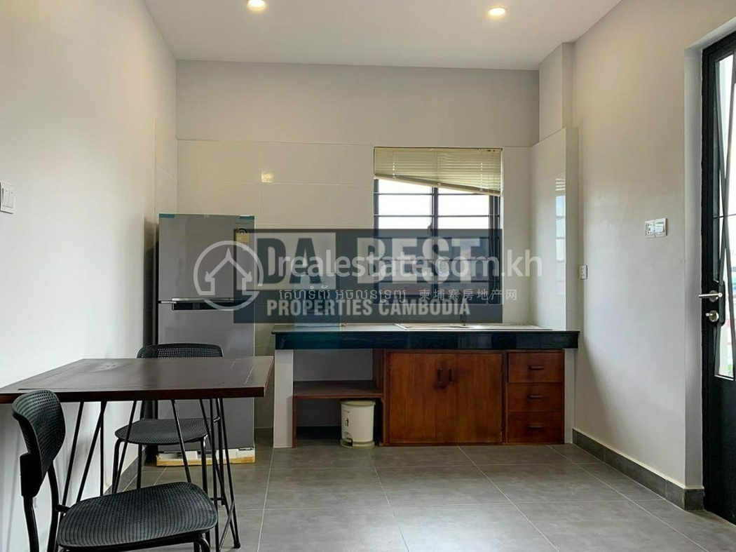 cheap nice apartment for rent in phnom penh bkk3-5.jpg