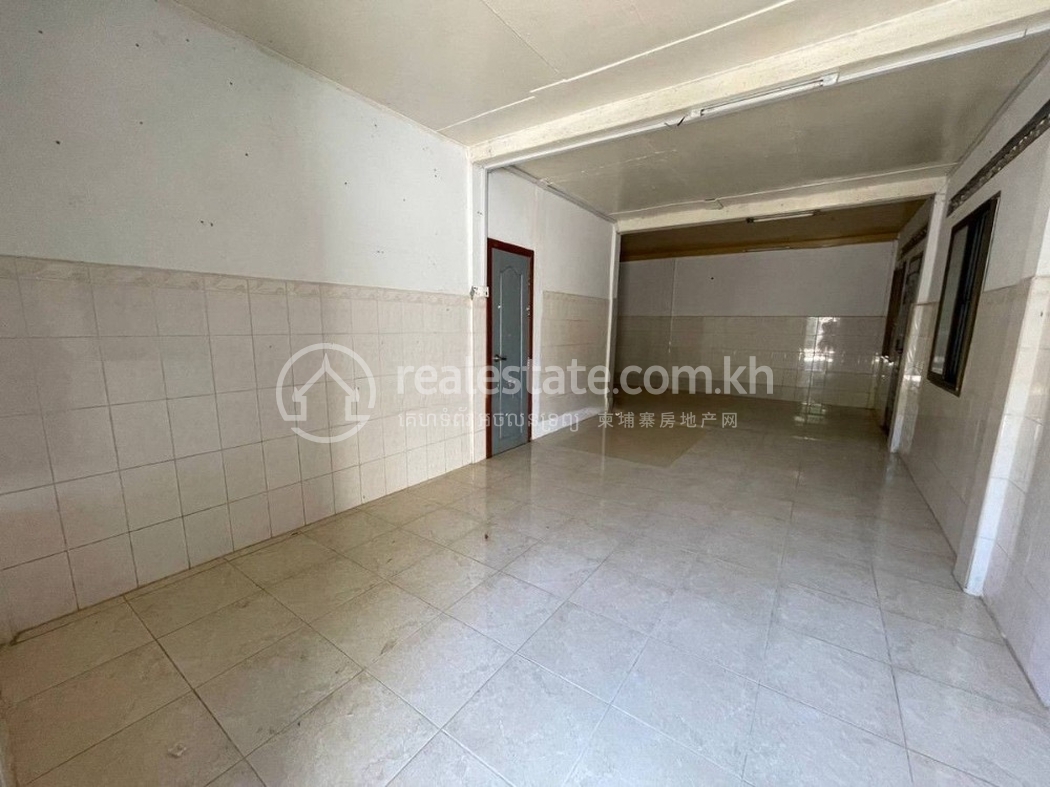 Cambodiaで区域IDが222437であるresidential Housefor saleプロジェクト 3