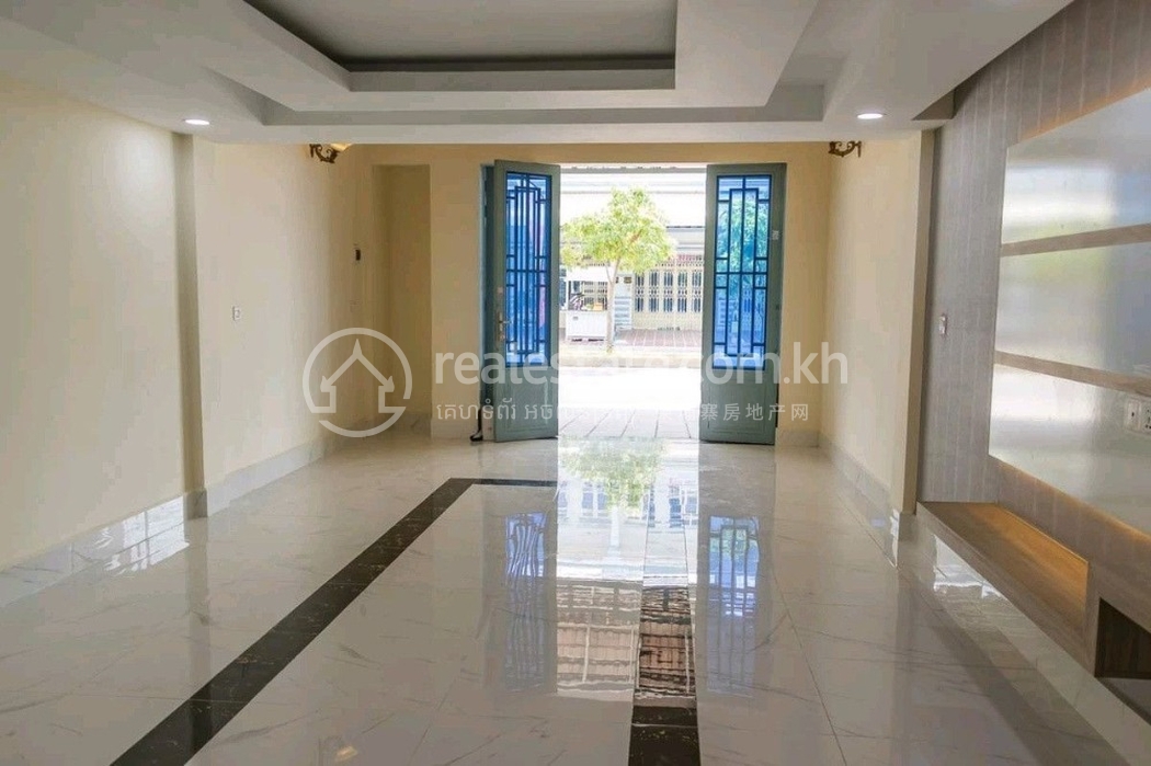 residential House for sale ក្នុង Cambodia ID 222665 3