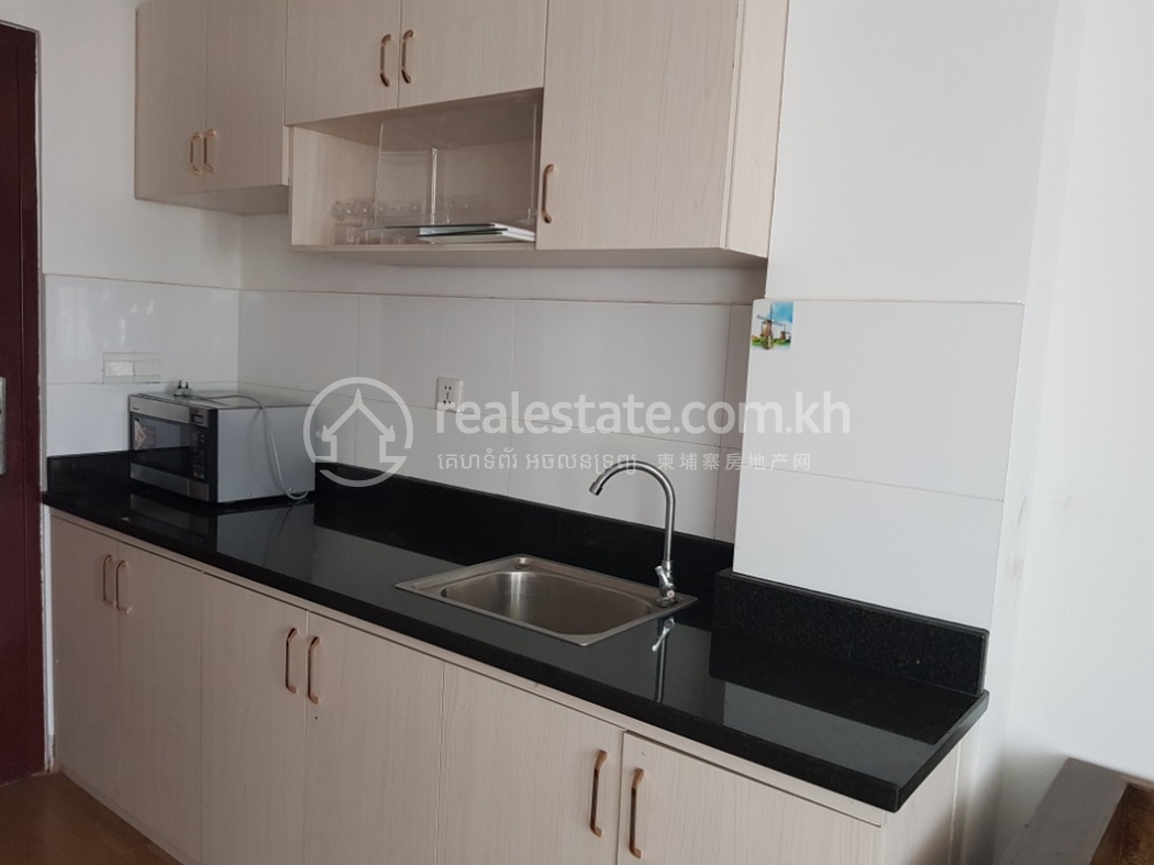 residential Condo for sale v Boeung Trabek ID 223165 6