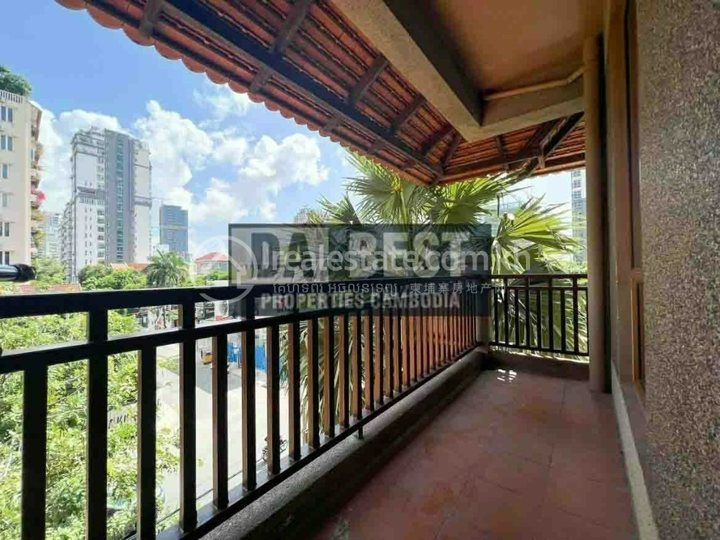 2Bedroom apartment in central bkk1 phnom penh -5.jpg