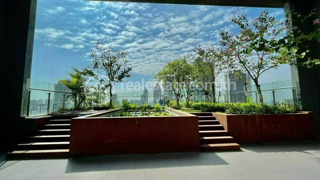 Jasmine Residence garden.jpg