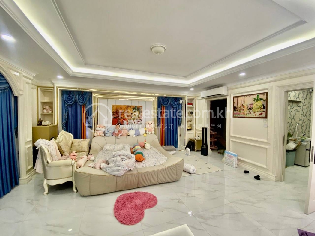 residential Villa for rent v Chak Angrae Kraom ID 229551 8