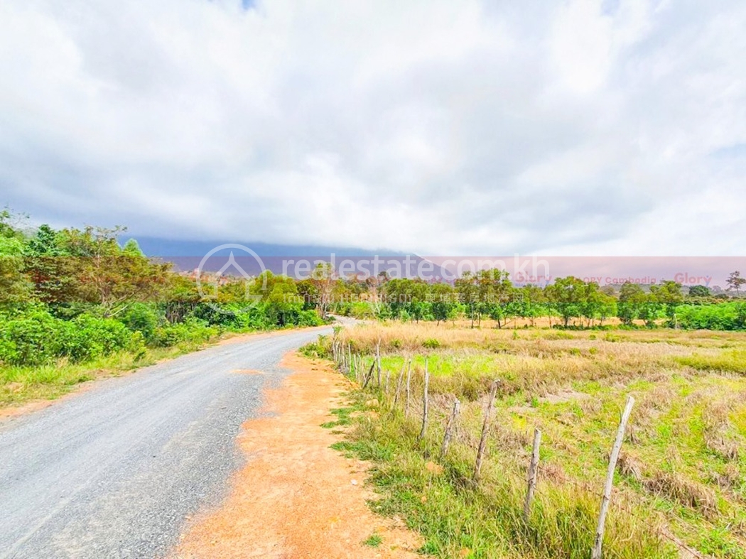 7.3 Hectares Land For Urgent Sale Next to Bokor Mountain Kampot Img3.jpg
