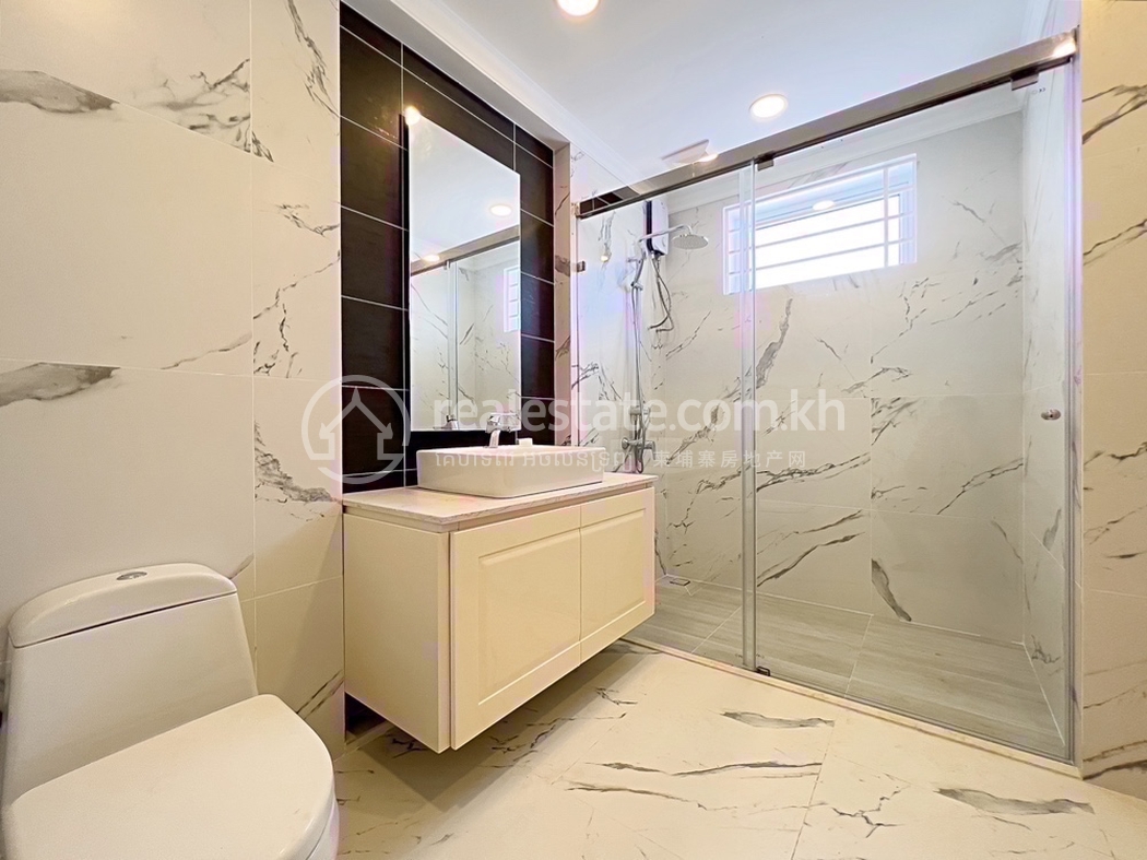 residential Villa for rent v Nirouth ID 233153 18