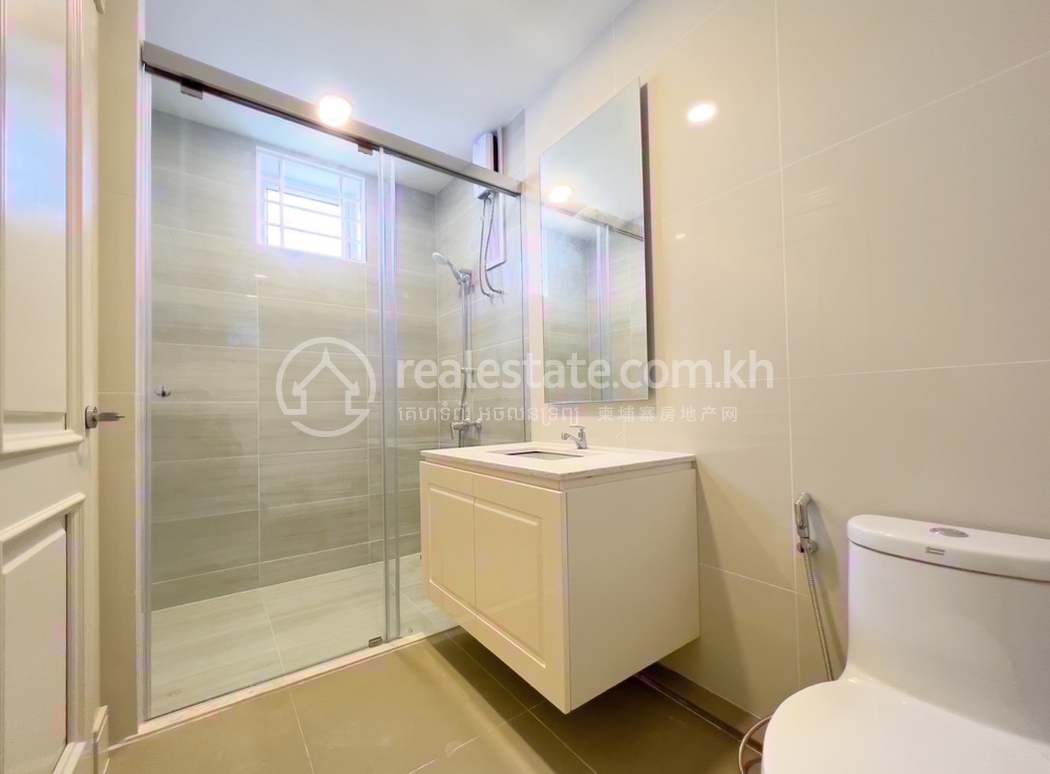 residential Villa for rent v Nirouth ID 233153 15