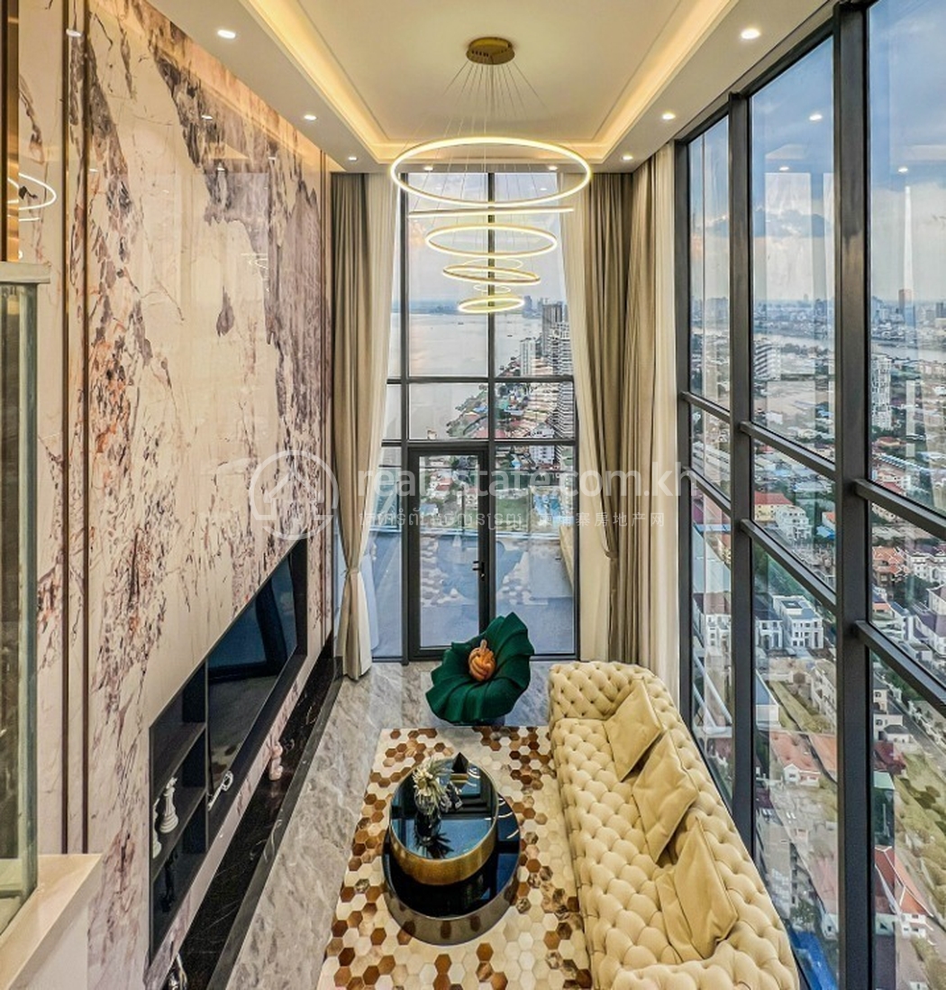 Morgan Penthouse Living Room (1).jpg