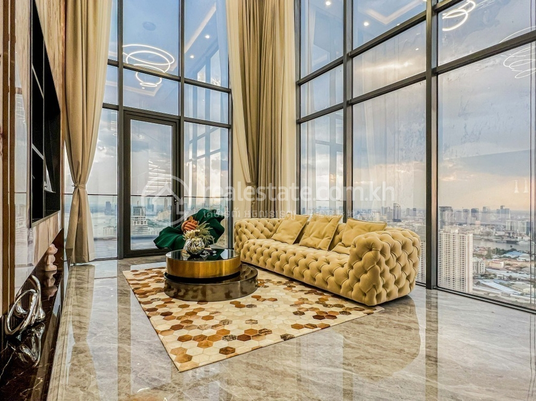 Morgan Penthouse Living Room (2).jpg