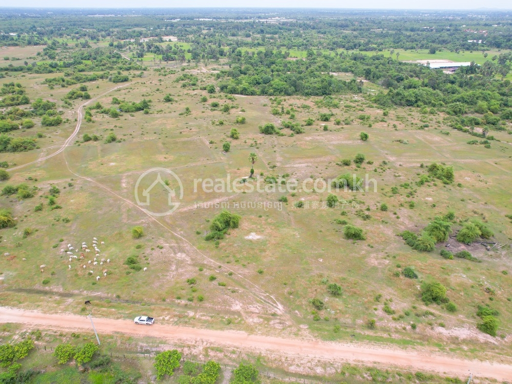 9.2-Hectares-Land-for-Sale-Odong-District-Kampong-Speu-img2.jpg