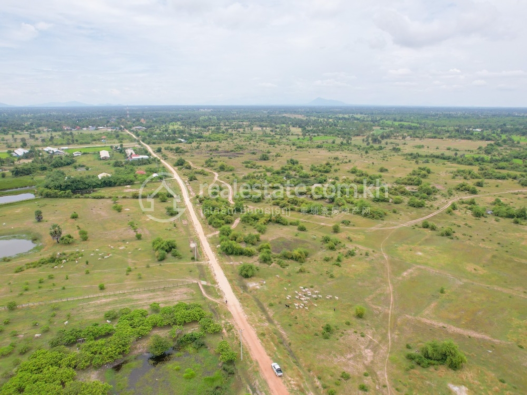 9.2-Hectares-Land-for-Sale-Odong-District-Kampong-Speu-img4.jpg