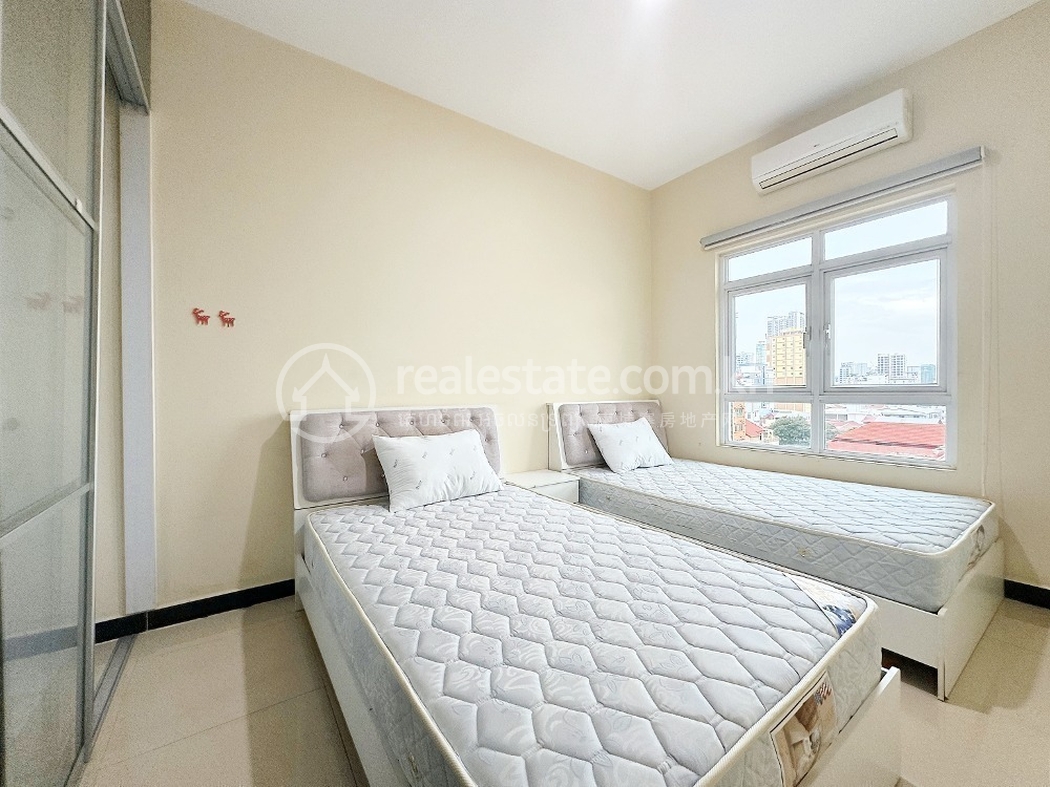 3-bedroom condo in ly huoth condo (8).jpeg