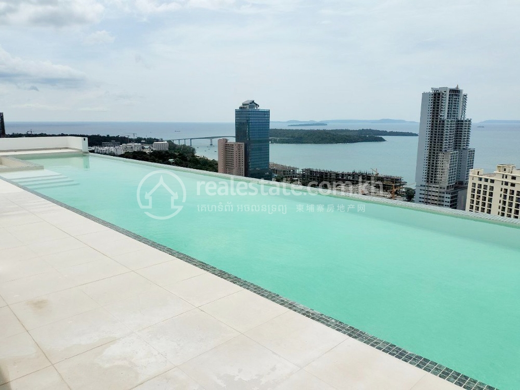 air apartments sihanoukville swimming pool.jpg