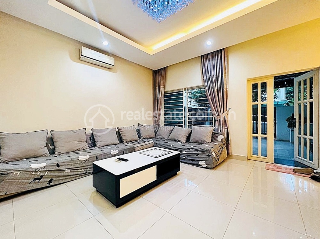 Twin Villa for rent in Borey Peng Huoth Beoung Snor (11).jpeg