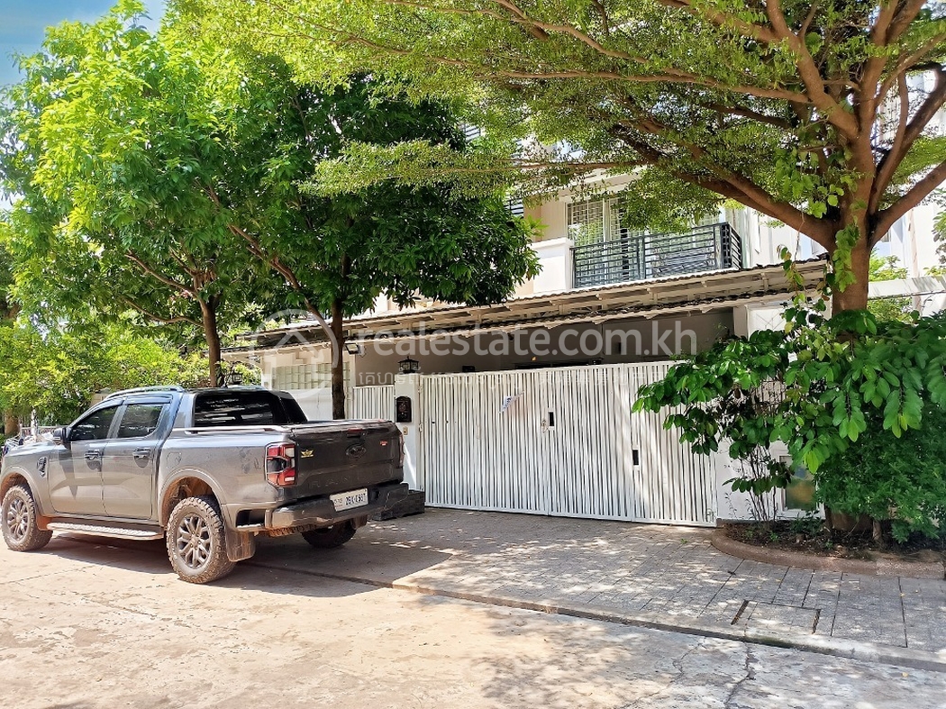 Twin Villa for rent in Borey Peng Huoth Beoung Snor (13).jpeg