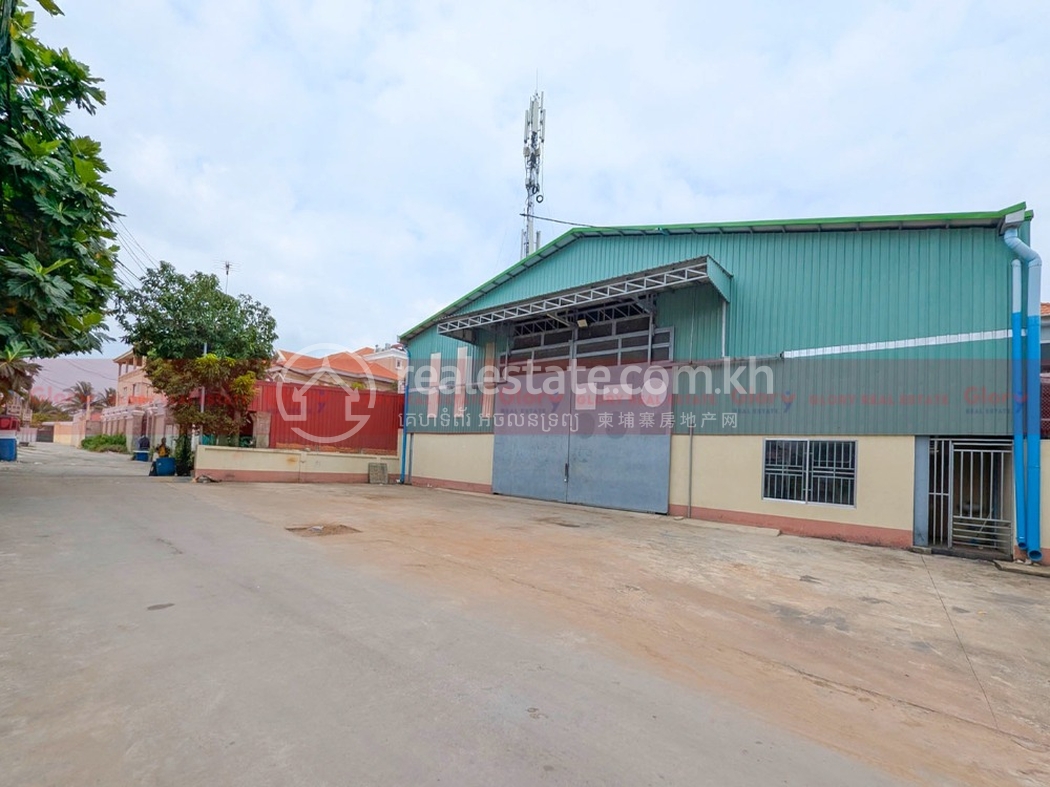 600 Sqm Affordable Warehouse for Lease Near Hanoi Blvd Sen Sok Area Img2.jpg