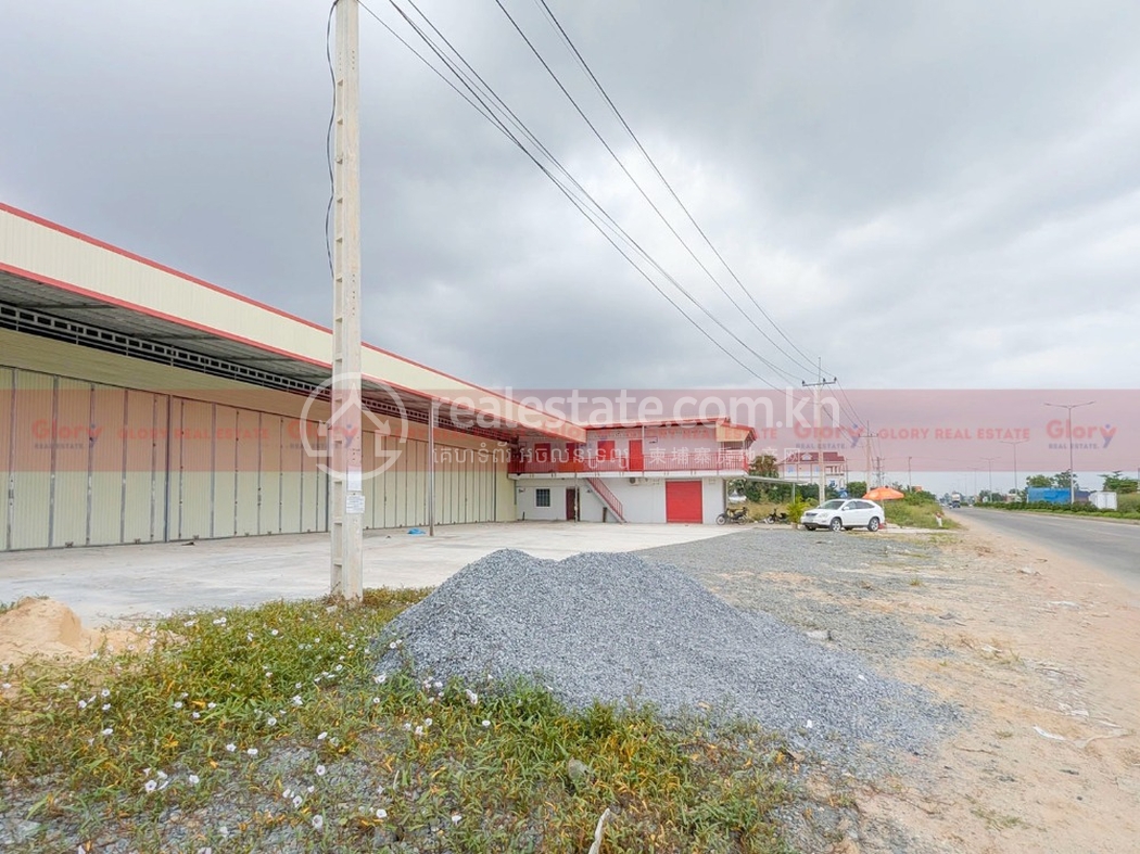 Spacious Warehouse For Lease on High-Traffic Road In Dangkao Area Img3.jpg