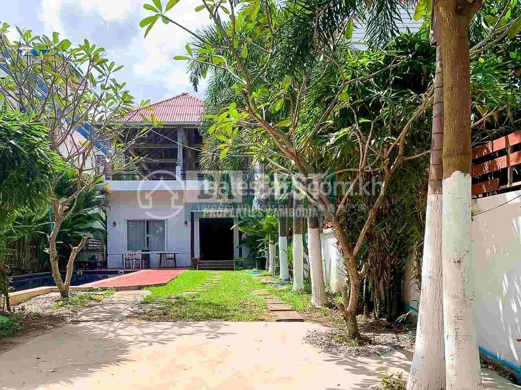 Private-Villa-3-Bedroom-With-Swimming-Pool-For-sale-in-Siem-Reap-Building-1.jpg