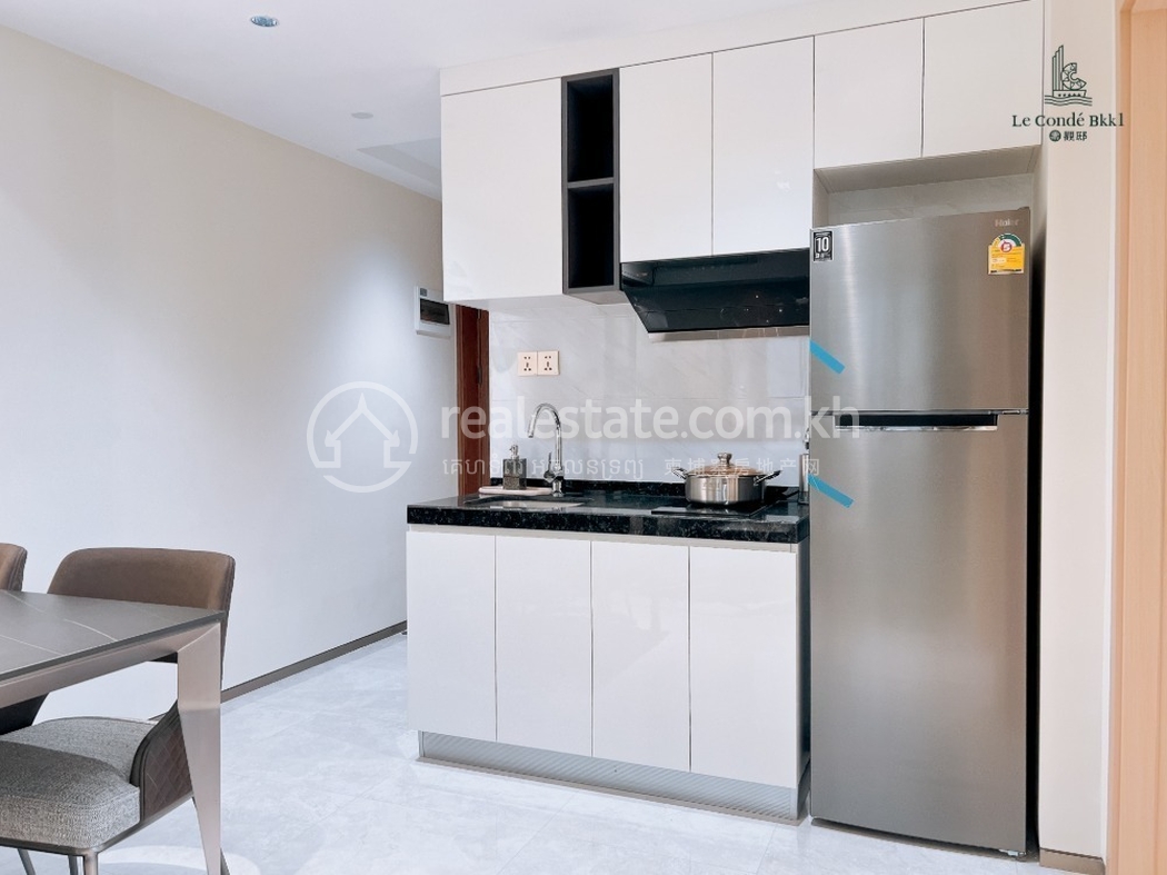 2 BEDROOM Le-Conde-47859239 (3).jpg