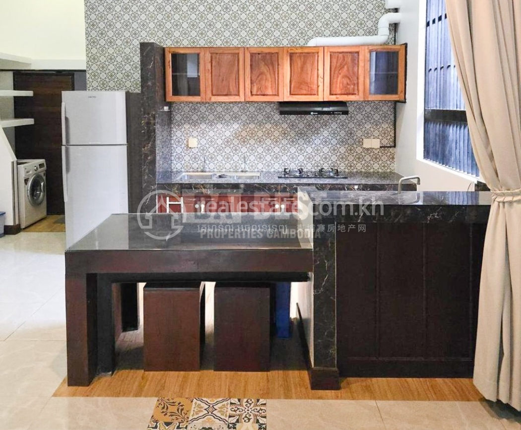 5 Bedroom House For Sale Near Wat Bo In Siem Reap - Cambodia (3).jpg