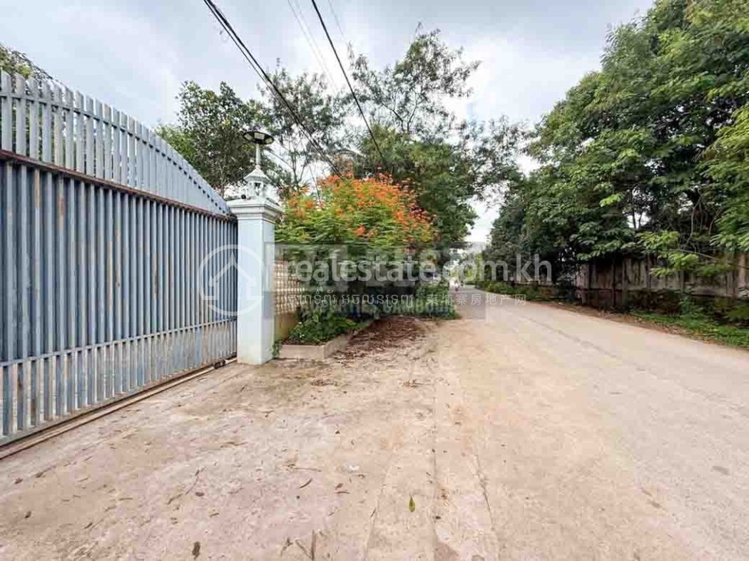 8 Bedroom House For Rent In Siem Reap - Cambodia.JPG