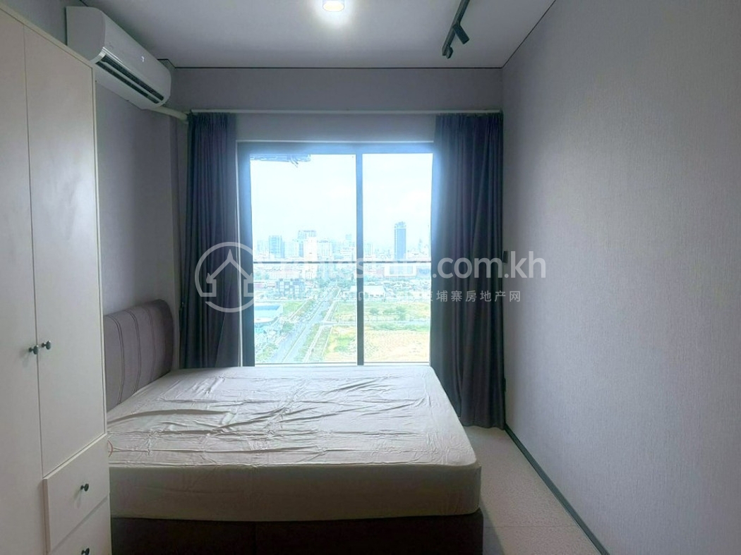 city-view-bedroom - Copy.jpeg