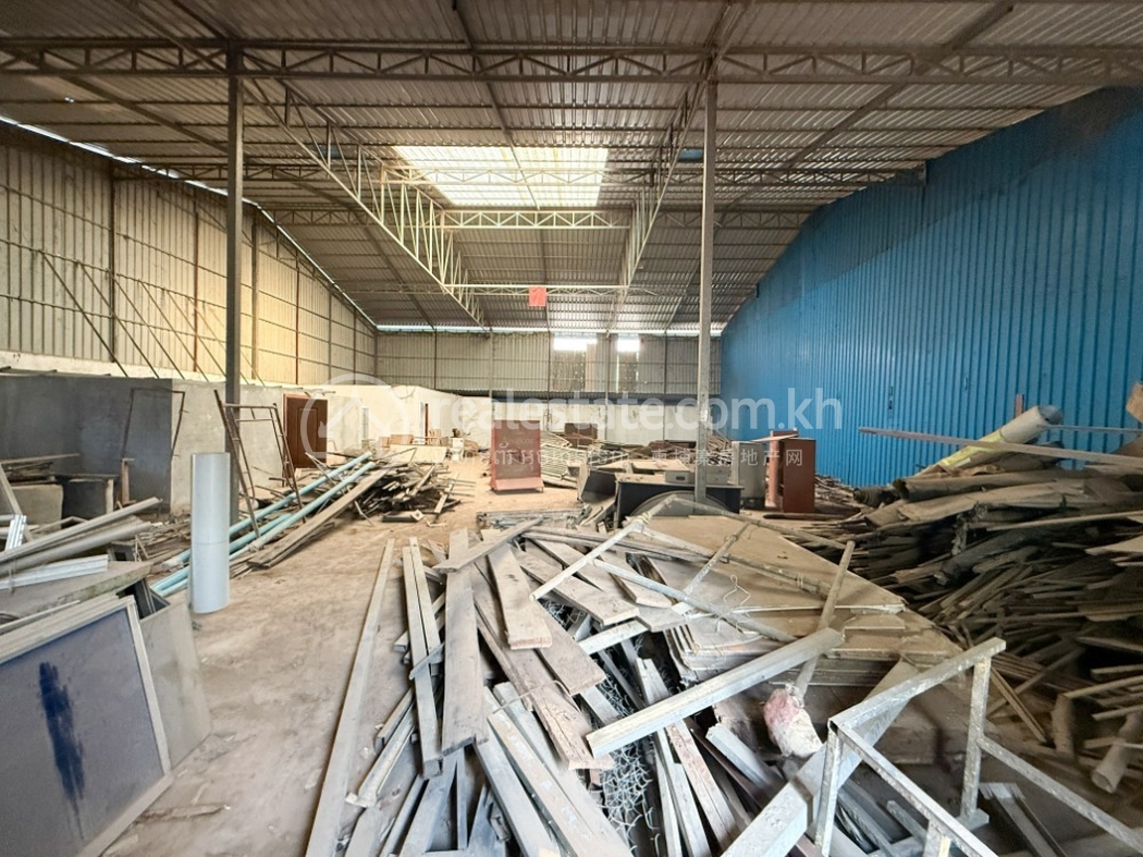 Edited R-7106-reakh-478582 (2).jpg