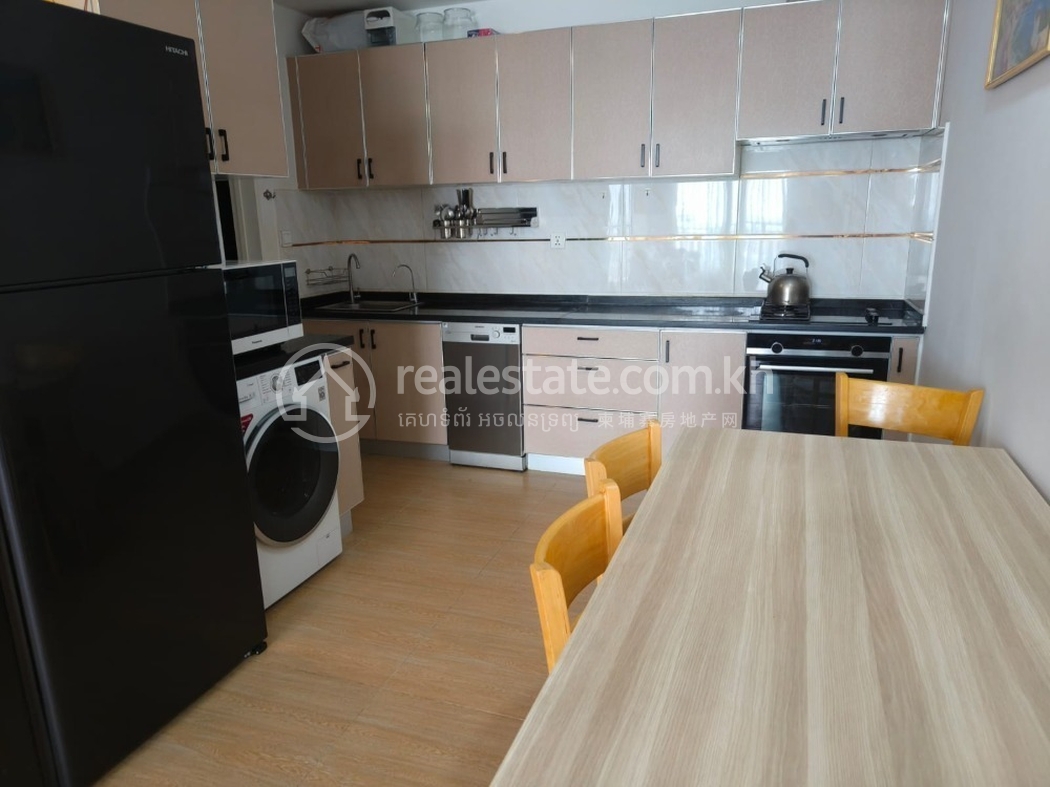 kitchen 1.jpeg