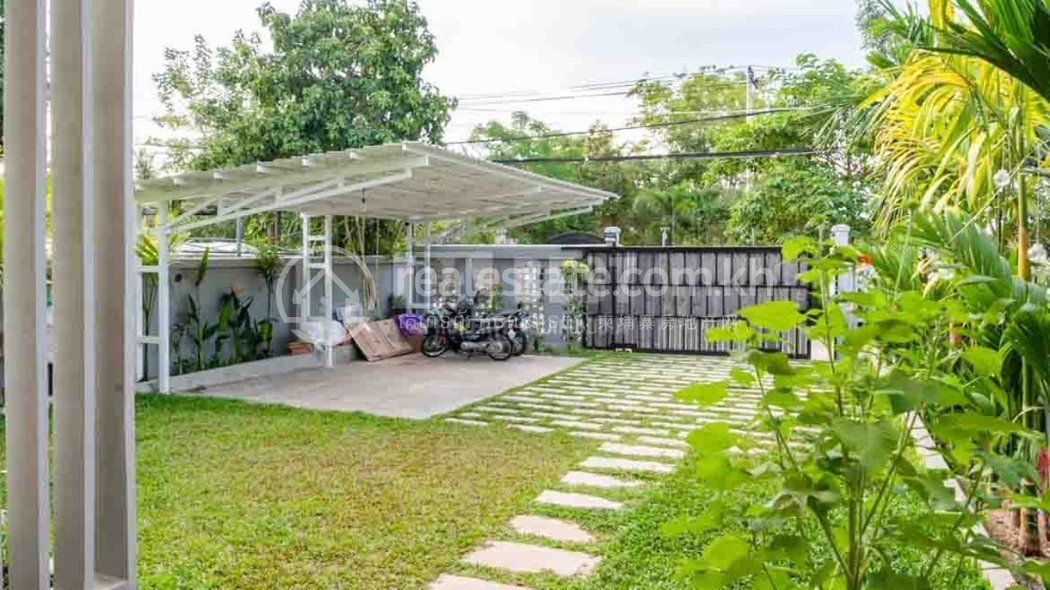 Lush Garden 3 Bedroom House For Rent In Siem Reap - Cambodia.jpg