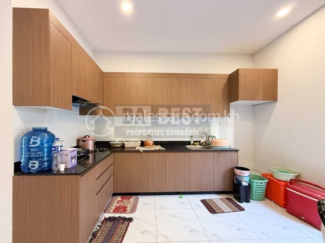 Modern 4 Bedroom House For Sale In Siem Reap - Cambodia-2.JPG