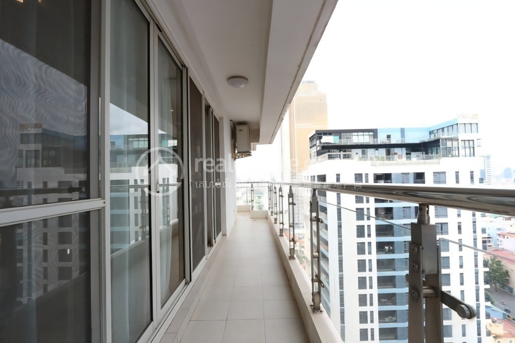 292390_penthouse_duplex_3_bedrooms_serviced_apartment_for_rent_in (13).jpg
